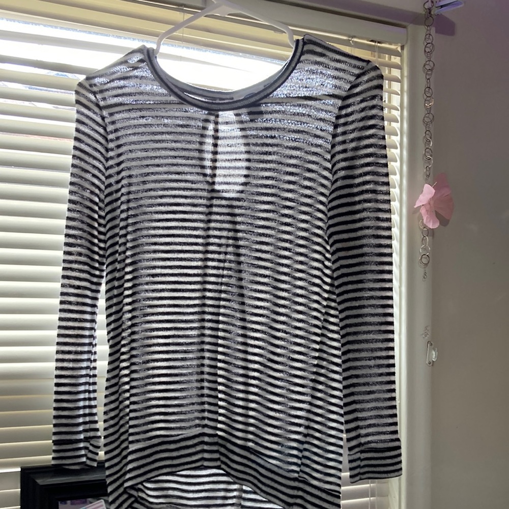 Old navy shirt